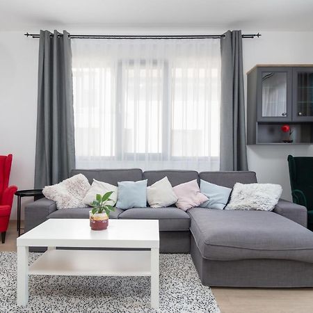 אורדאה Zola Guest House מראה חיצוני תמונה